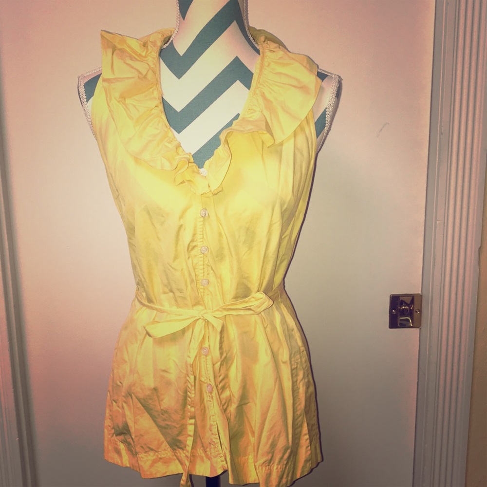 Ralph Lauren ruffle neck button down sleeveless